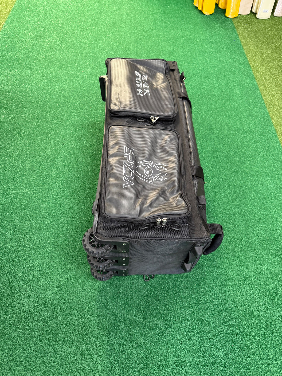 SPYDA Black Players Edition Wheelie Cricket Kit Bag - 26/27