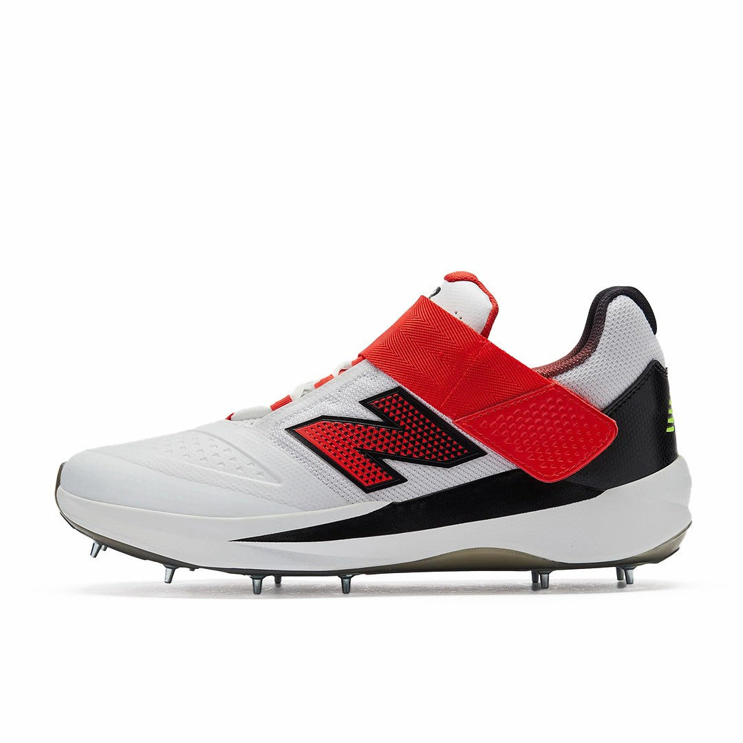 New Balance CK4040 V7 Bowling Cricket Shoe - Steel Spike