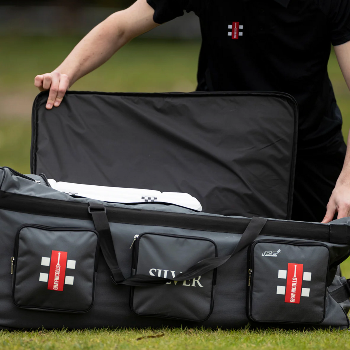 Gray Nicolls Silver Cricket Kit Bag - Wheelie