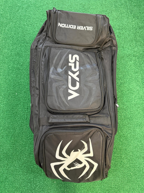 SPYDA Silver Edition Duffle Wheelie Cricket Kit Bag - 26/27