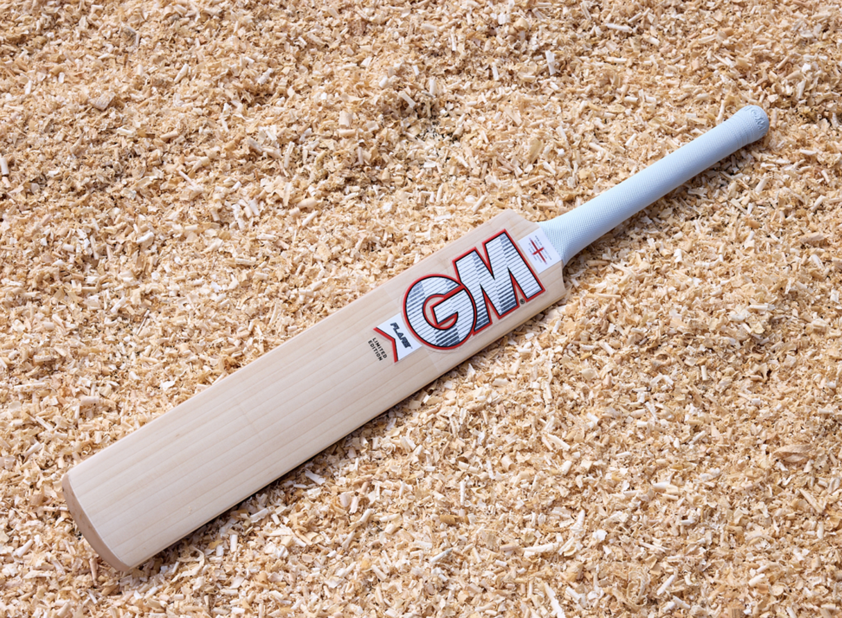 GM Flare 606 English Willow Cricket Bat – SH – 2026/27