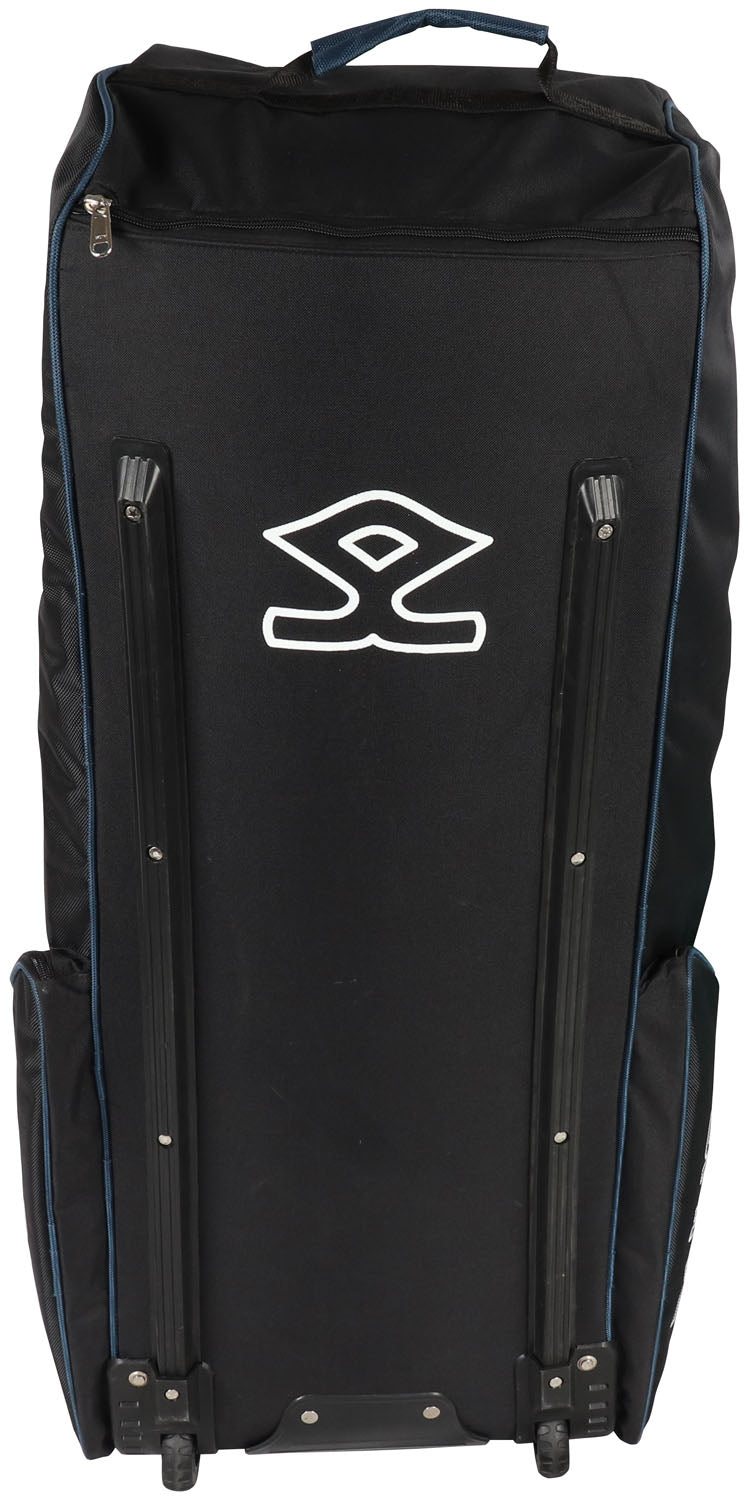 Shrey Pro Wheelie Cricket Bag – Black / Electric Blue - 26/27