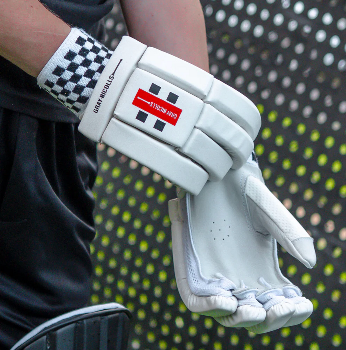 Gray Nicolls Ultra Light Cricket Batting Gloves - 26/27