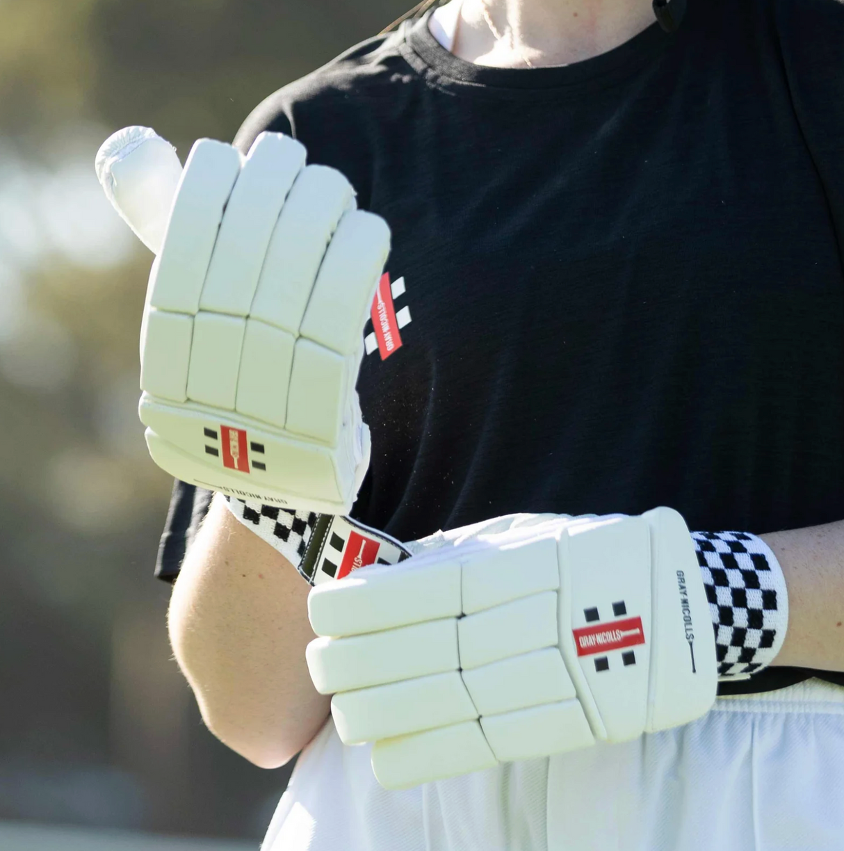 Gray Nicolls Select Cricket Batting Gloves - 25/26