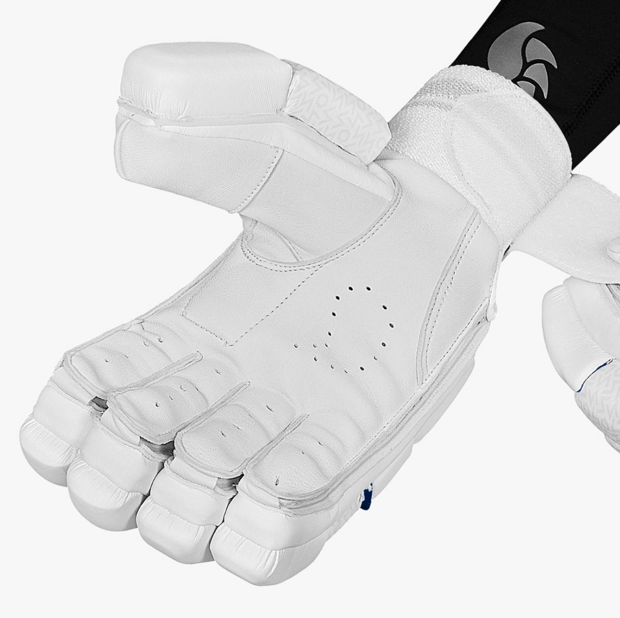 DSC Pearla 2000 Cricket Batting Gloves - Junior RH