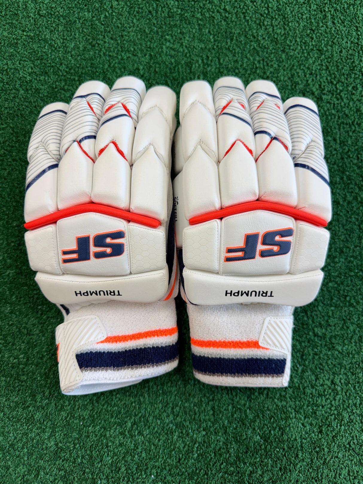 SF Triumph Cricket Batting Gloves - Junior - LH