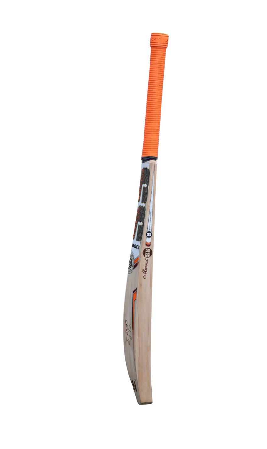 SS Ravindra Jadeja Stallion Sword English Willow Cricket Bat – Junior - 26/27