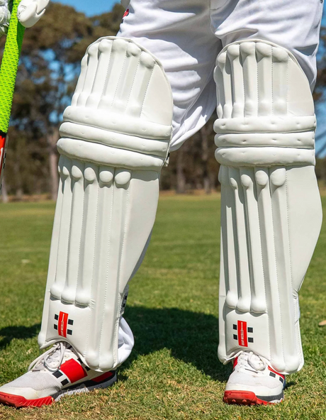 Gray Nicolls Silver Cricket Batting Leg Guards - 26/27