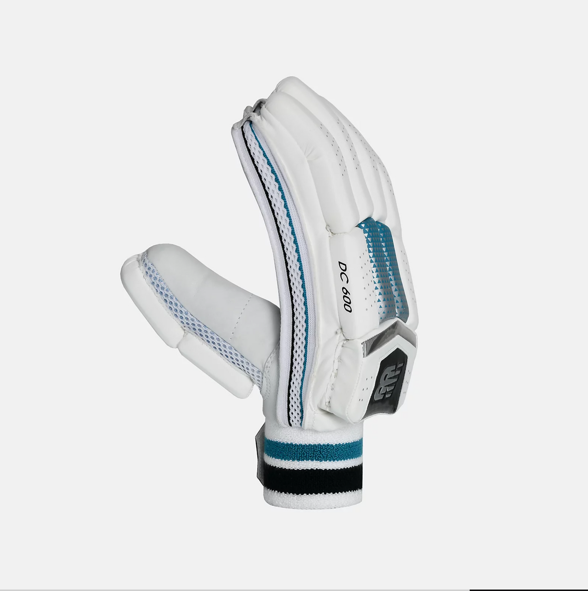 New Balance DC 600 Cricket Batting Gloves – Youth RH - 26/27