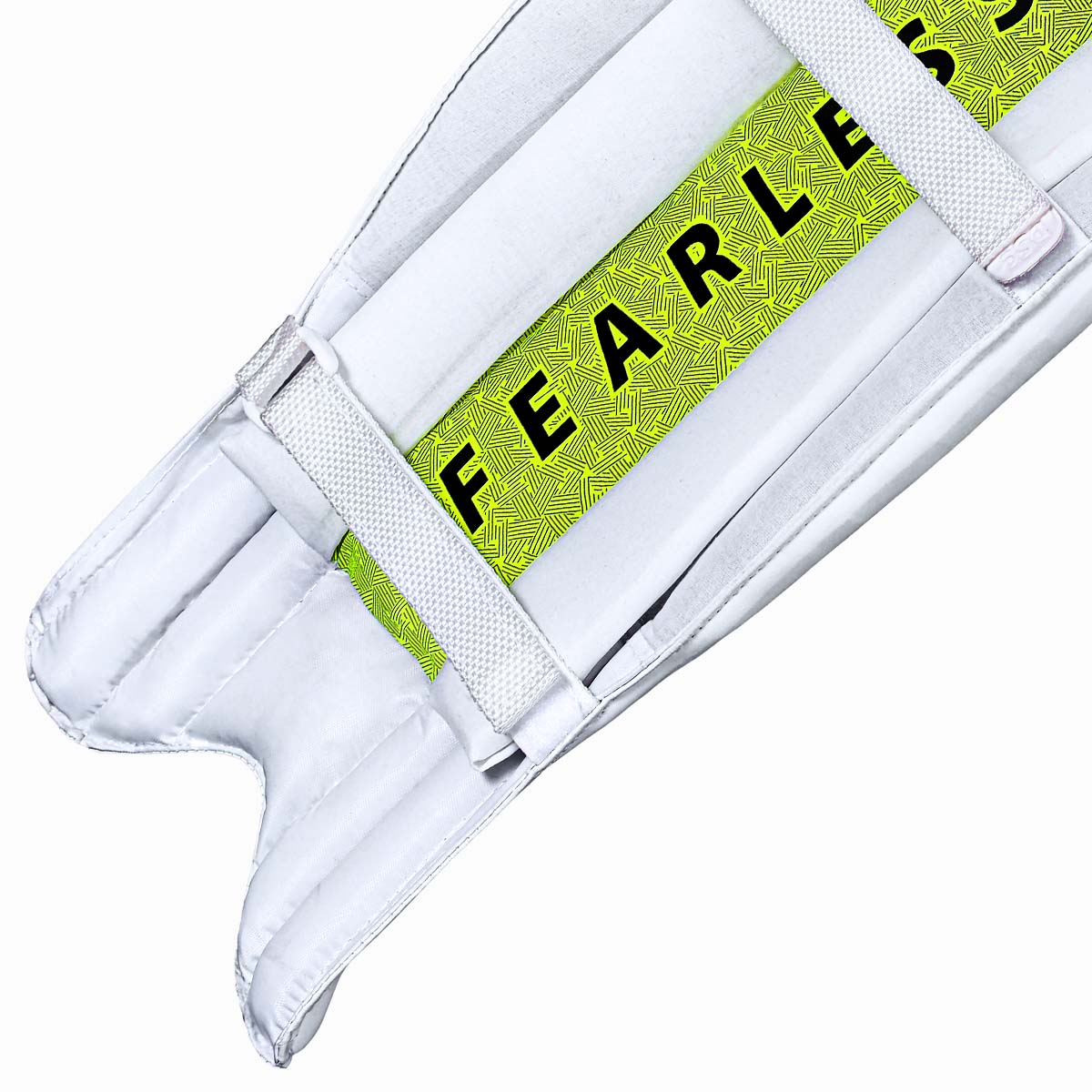 Website Image-DSC-Australia-2025-Batting Leg Guard-X-LITE 35-4.jpg