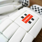 Gray Nicolls Select Cricket Batting Gloves - 26/27
