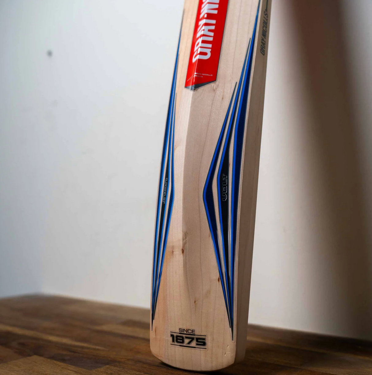 Gray Nicolls Volt 500 EW Cricket Bat – ReadyPlay – Junior - 26/27