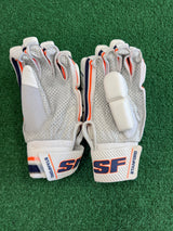 SF Triumph Cricket Batting Gloves - Junior - RH