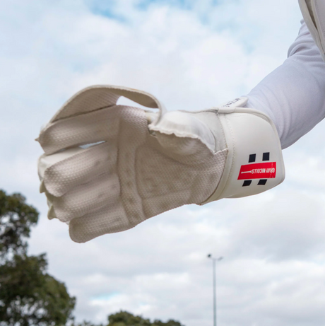 Gray Nicolls Prestige Wicket Keeping Gloves - 26/27