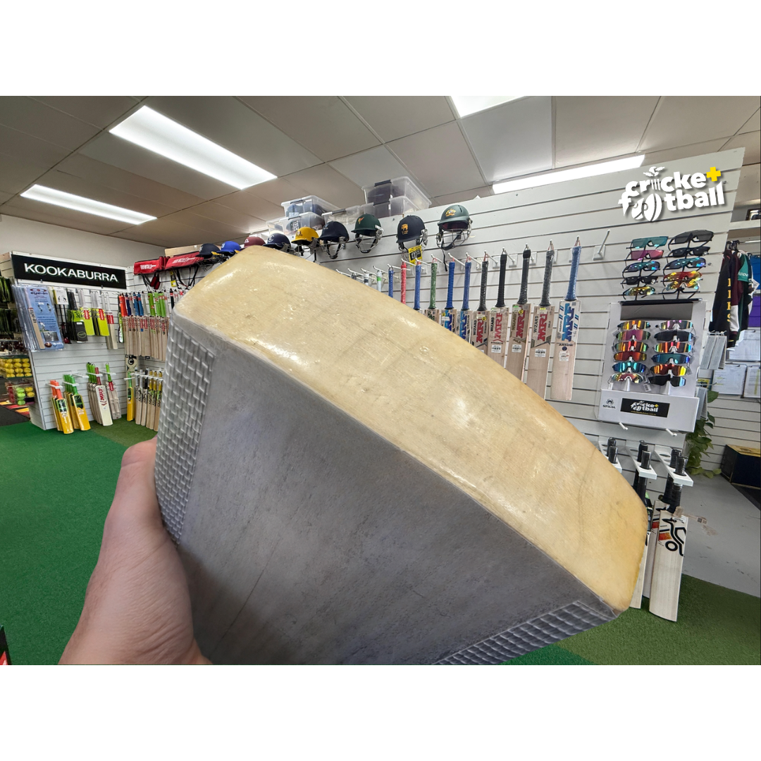 Cricket Bat Shoe Goo Application